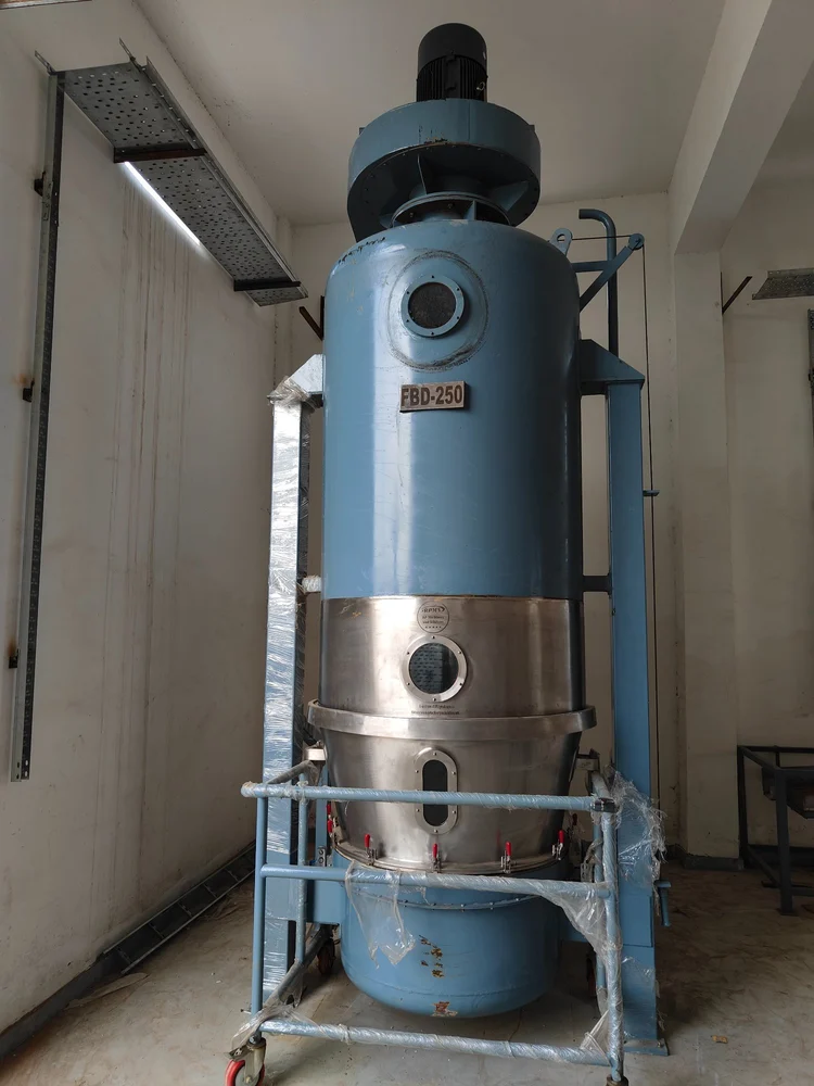 250 Kgs Fluid Bed Dryer  in Mumbai