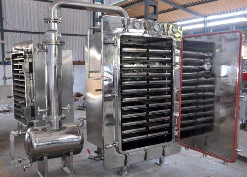 Vacuum Tray Dryer in Mumbai