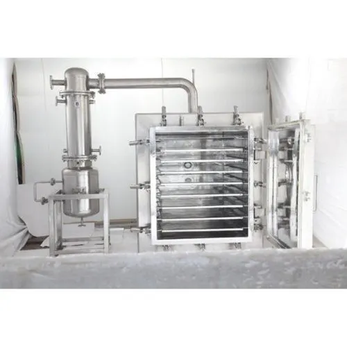 Vacuum Tray Dryer in Mumbai